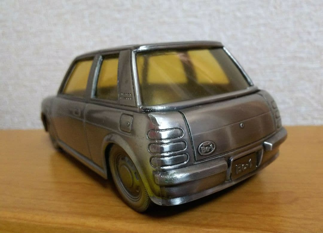 日産 Be-1 飾り物