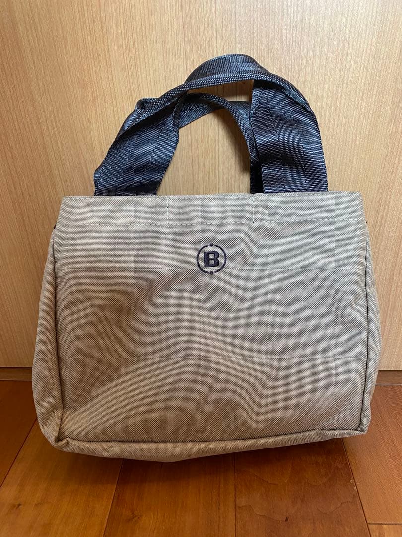 ポコ ブリーフィング　カートトートバック　台湾出店記念限定コレクション