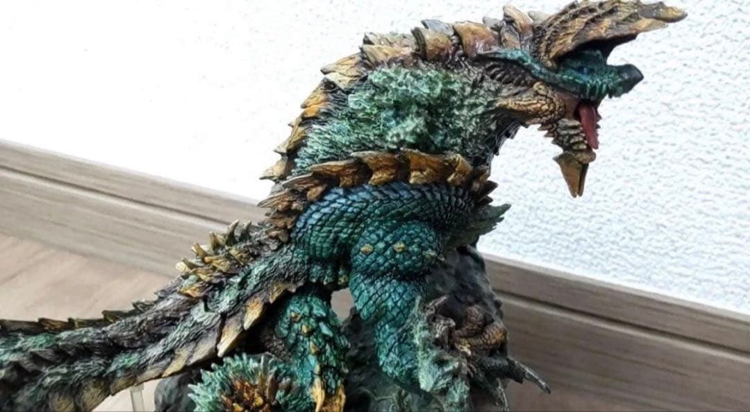 【リペイント品】クリエイターズモデル　リオレウス　ジンオウガ　モンスターハンター