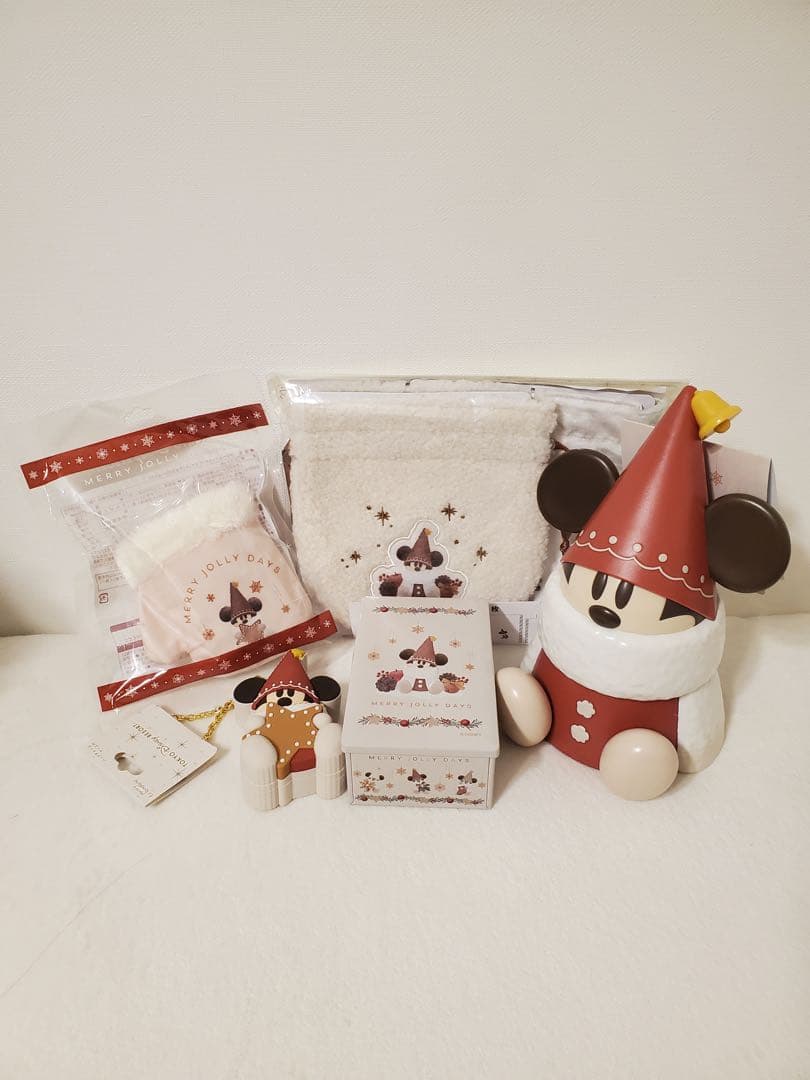 リルリンリン ディズニー クリスマス2025 お菓子&巾着&バッグチャームセット