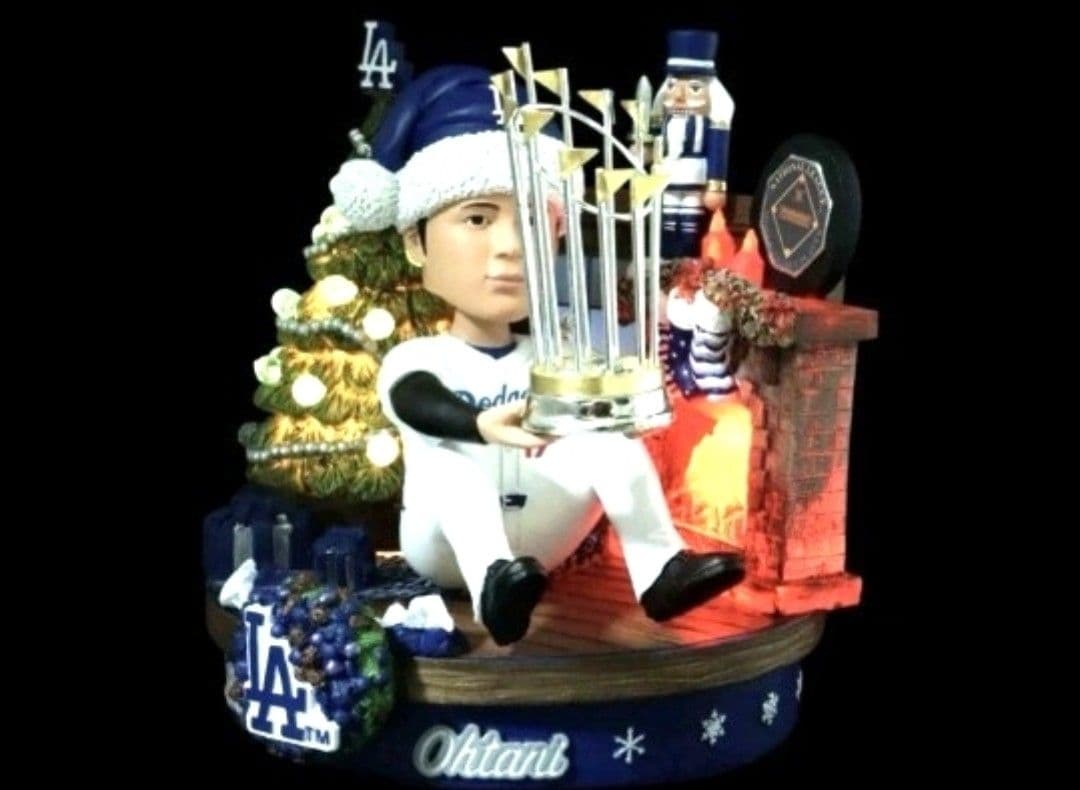 ★新品・光る★大谷翔平 ドジャース クリスマス ライトアップ機能付 フィギュア