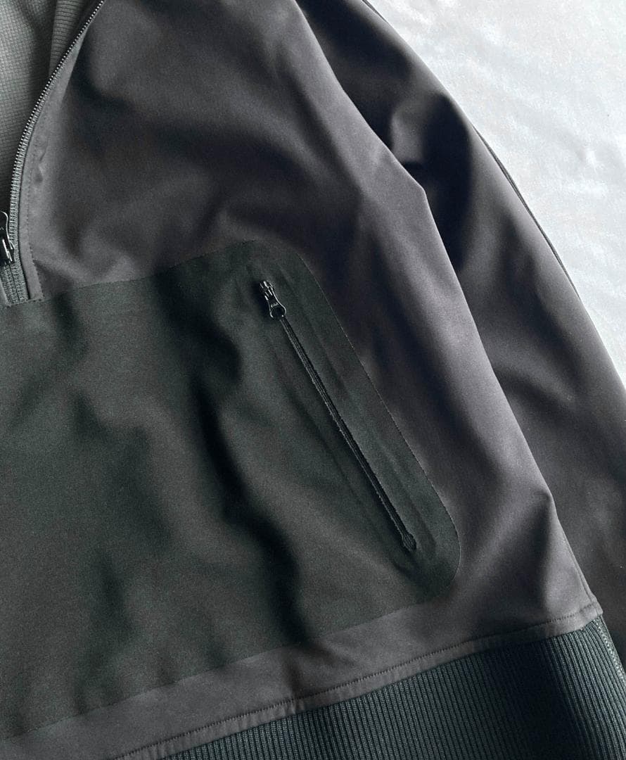 コムデギャルソン シャツ 黒 フード付きブルゾン