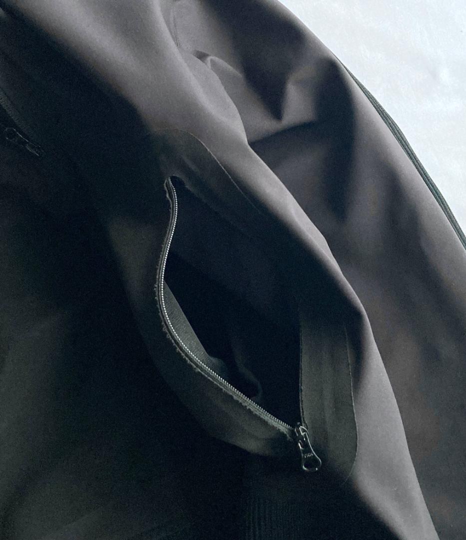 コムデギャルソン シャツ 黒 フード付きブルゾン