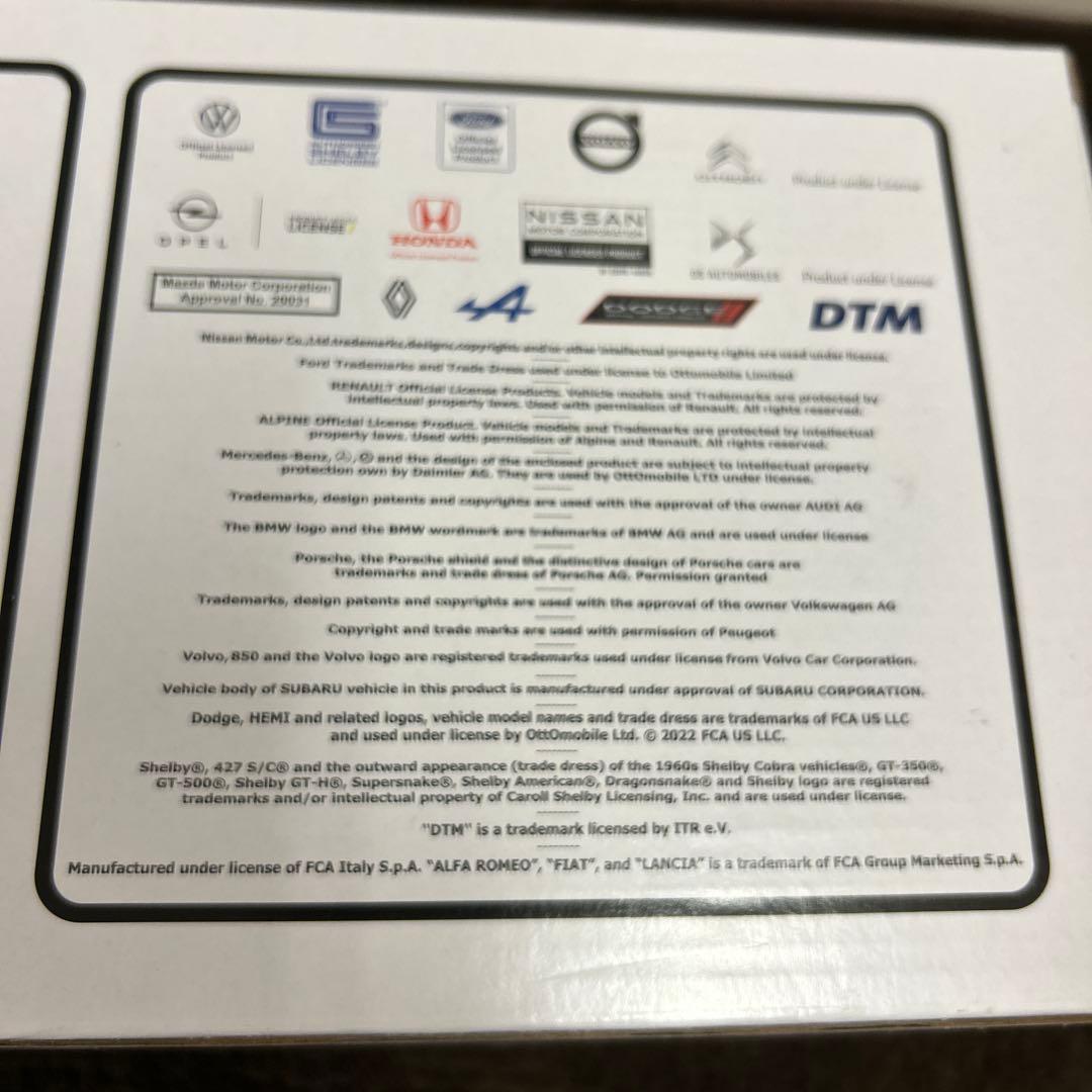 OttO mobile1/18ルノー メガーヌ 4RS TC4 OTM936 黒