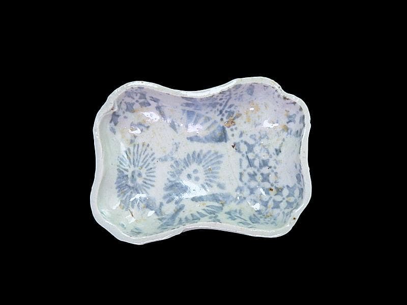 古伊万里　型刷印判　松葉に幾何学文様の図　変形皿　D228AS-CWj