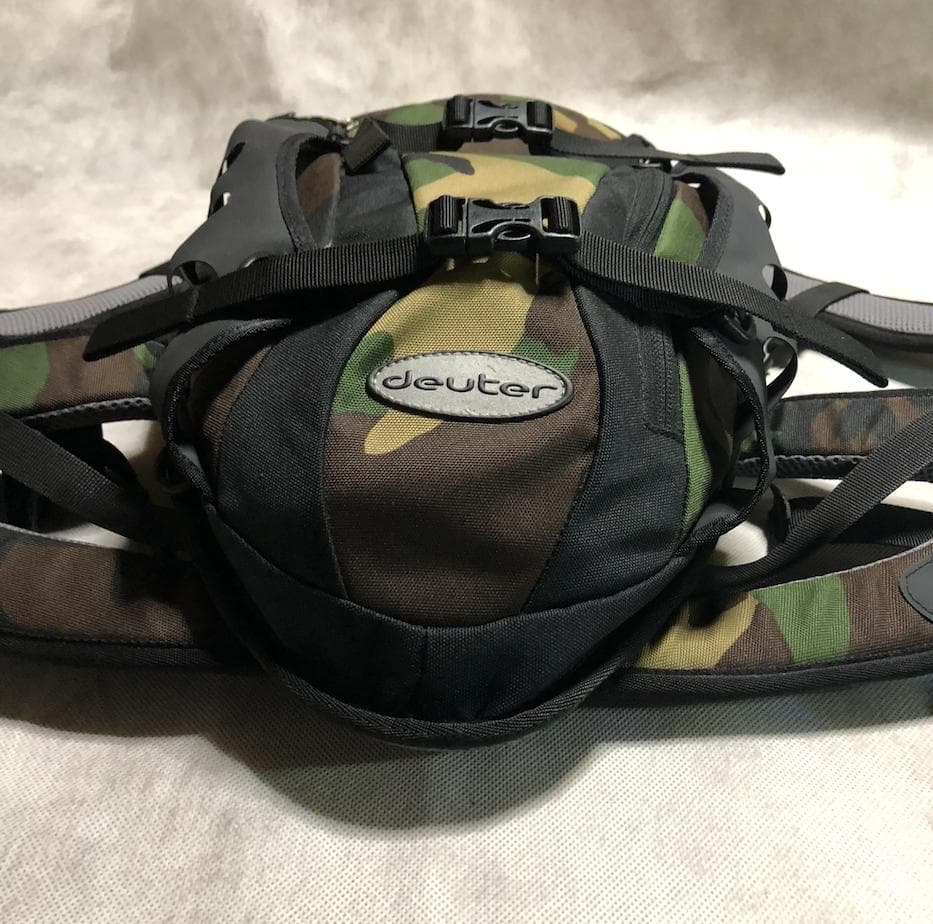 ドイター　deuter　バックプロテクター　バックパック　リュック