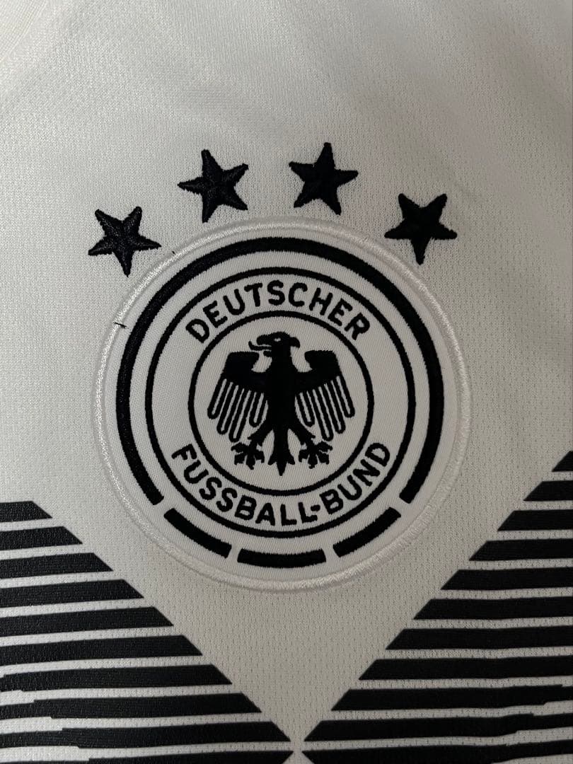 【新品・未使用・紙タグ付】ドイツ代表　ユニフォーム