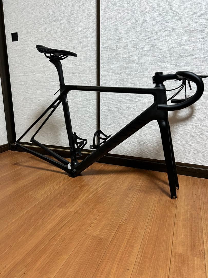 キャニオン　CANYON ULTIMATE CF SLX フルカーボンフレーム