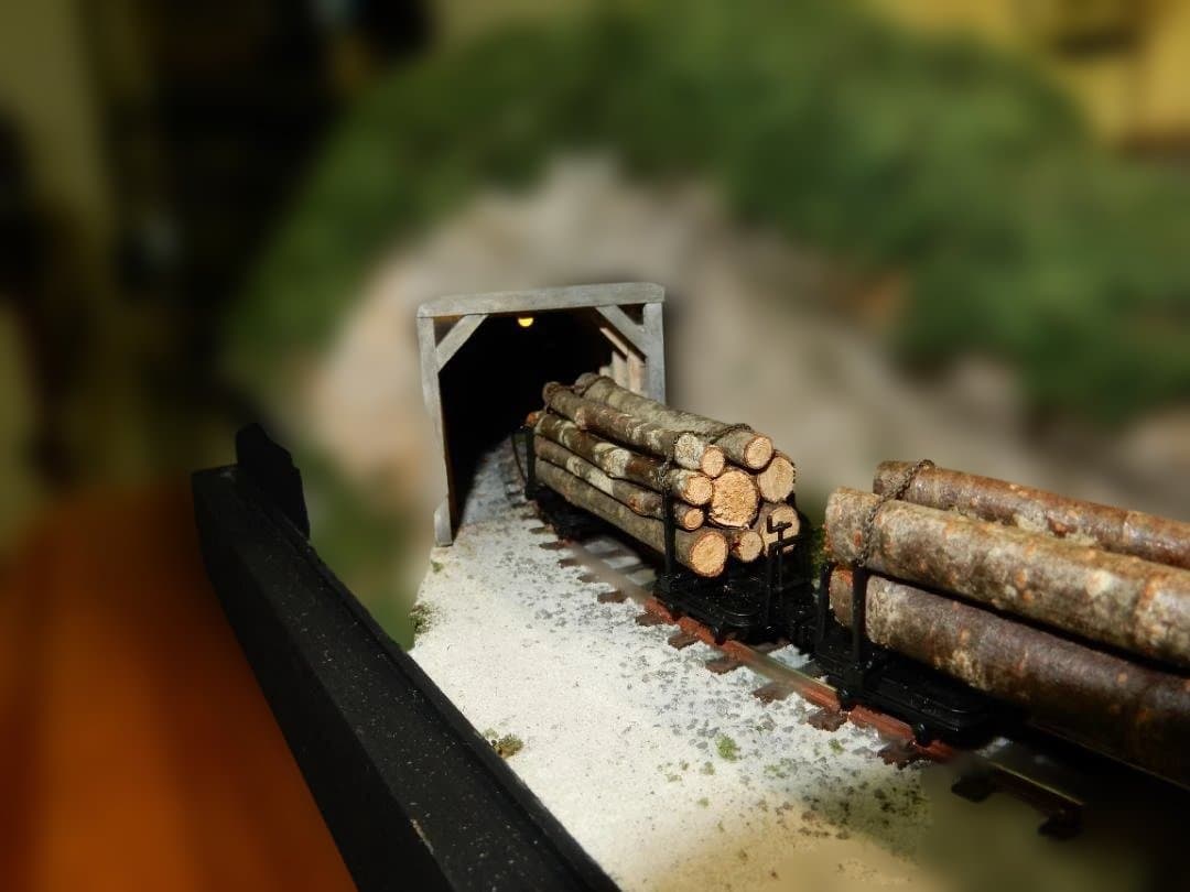 HOe(ナローゲージ) 鉄道模型 トンネル付きジオラマ