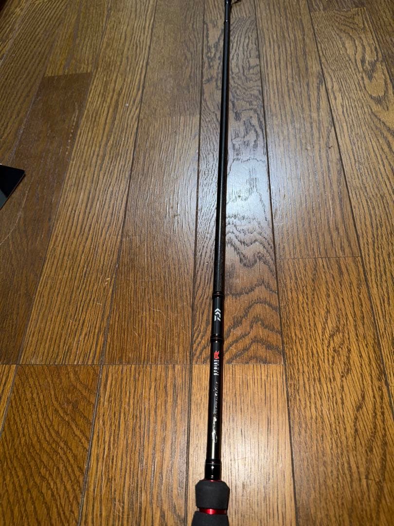 EMERALDAS STOIST RT IL 81M ダイワエギングロッド