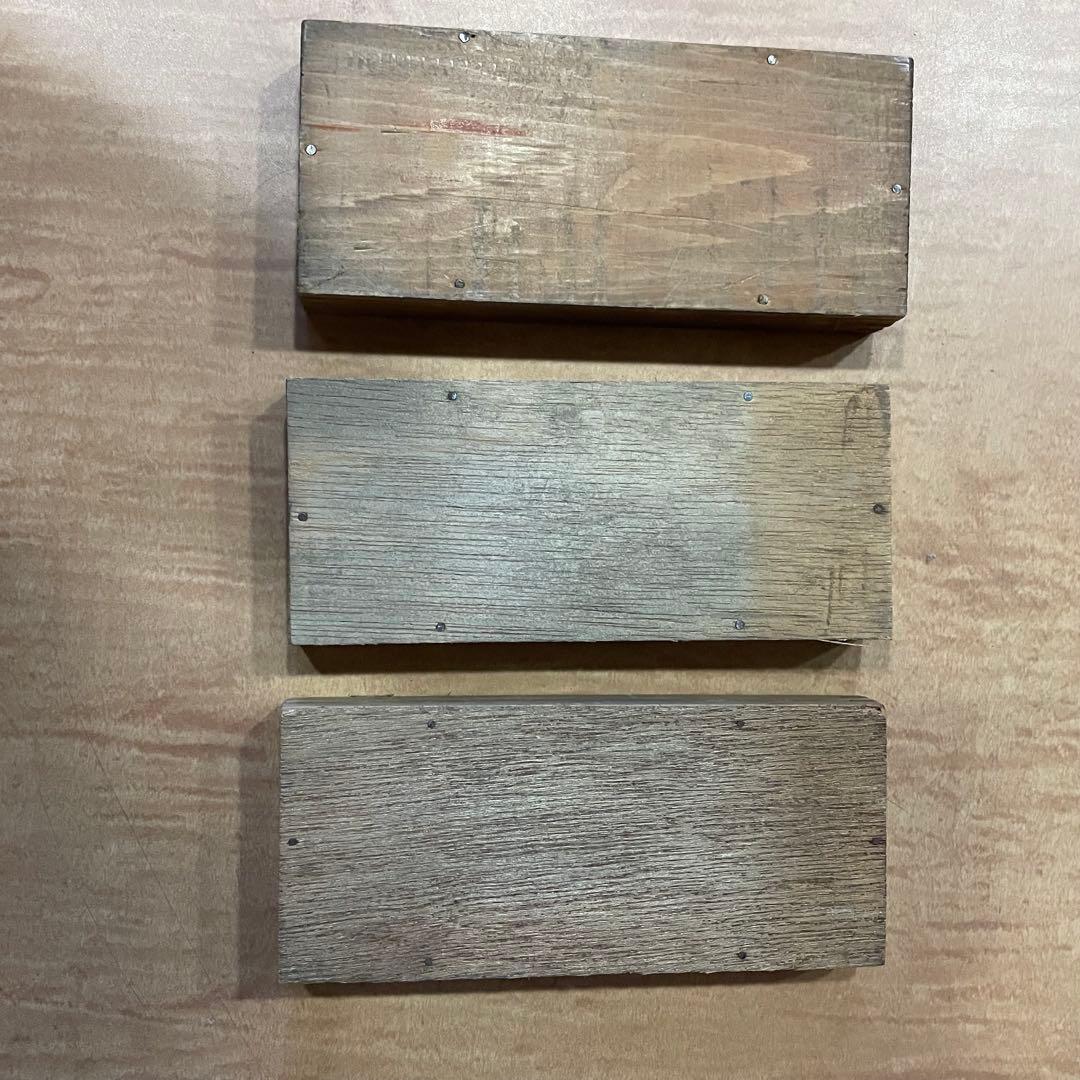 【珍しい小型】B105-1/活版印刷所で使われていた小箱（文選箱）105枚