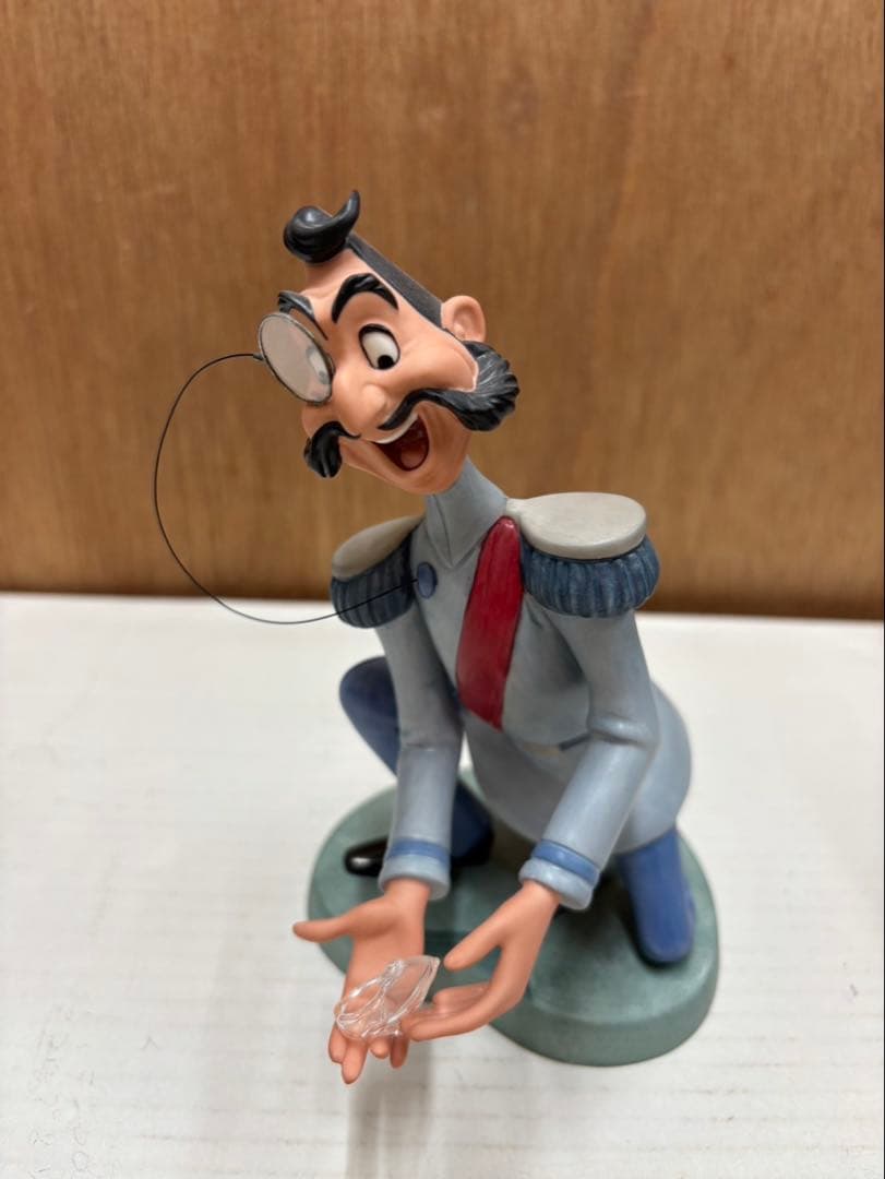 ディズニーwDCC 太公ガラスの靴 ( シンデレラを探しに )