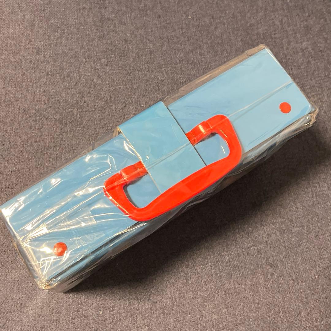 超希少 ハローキティ キットカットコラボ紙製トランクHellokittyサンリオ