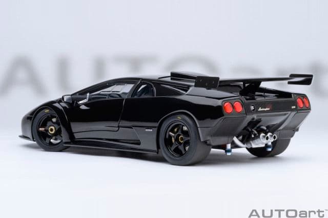 1/18AUTOart Lamborghini Diablo GTRブラック