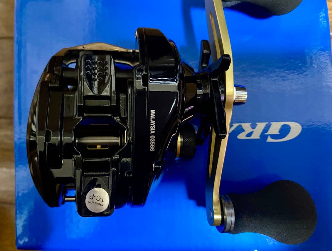 美品 SHIMANO GRAPPLER BB 201HG ベイトリール シマノ