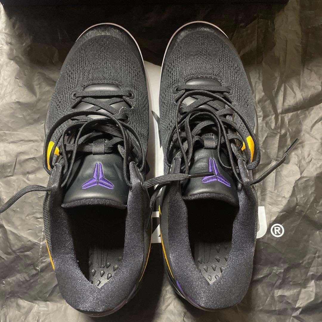 コービー 8 プロトロ Black and University Gold