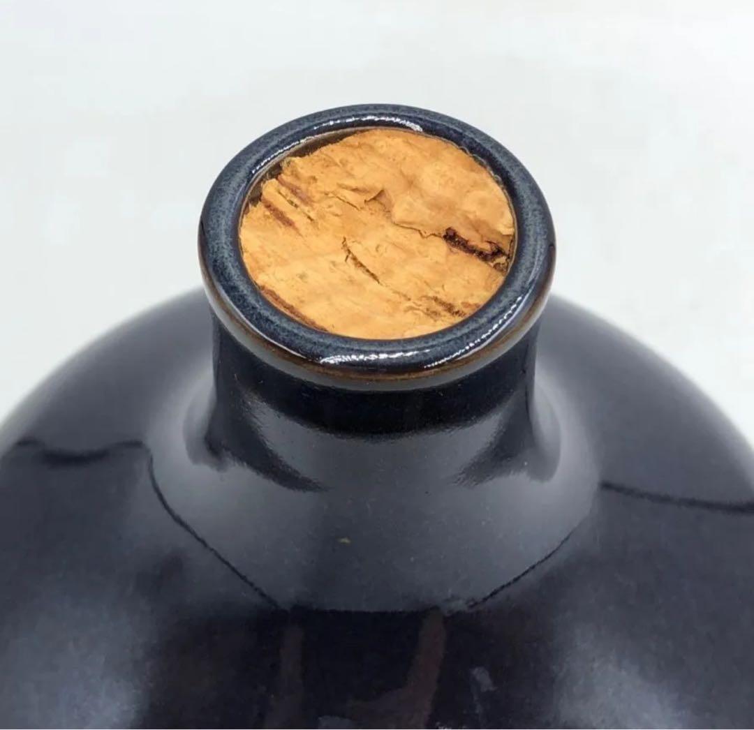 最終値下げ　サントリー ザ ウイスキー 有田焼 陶器ボトル 1246g