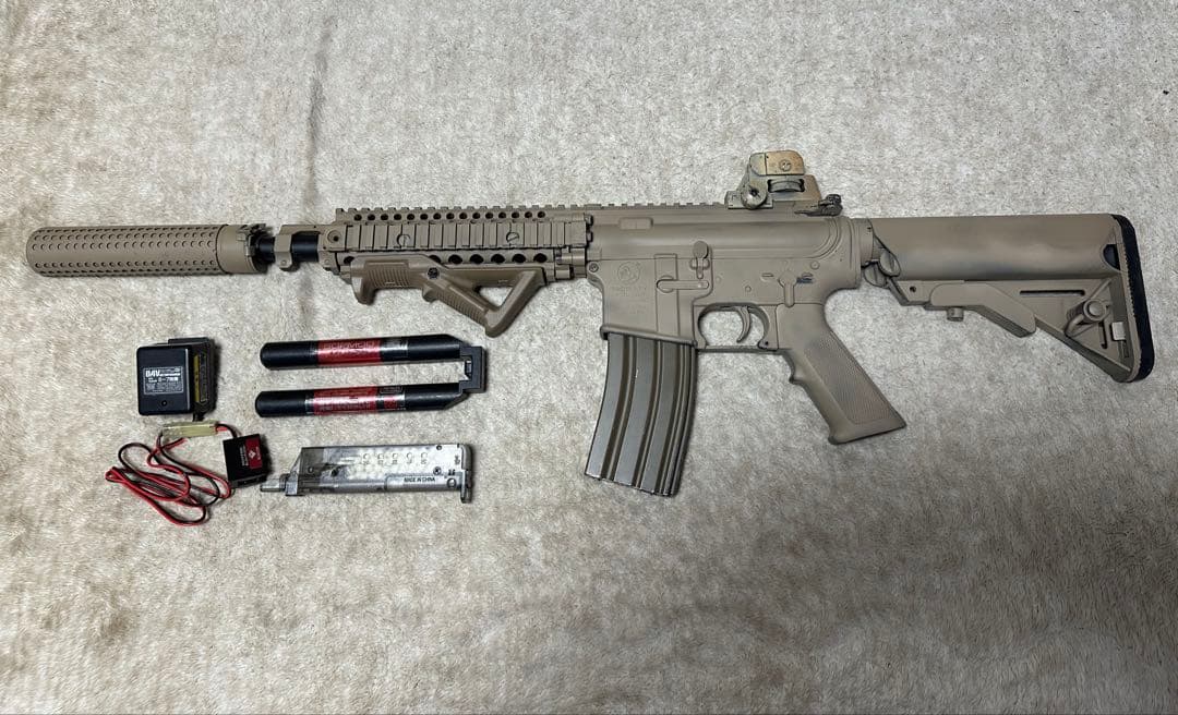 東京マルイ 次世代電動ガン M4A1 CQB-R カスタム MK18
