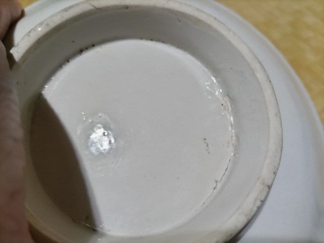 李朝　官窯？　白磁　皿（径16.8～17.1㎝）