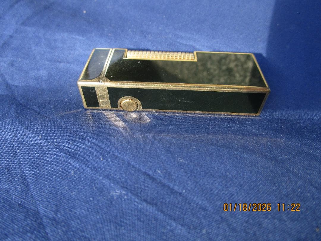 ダンヒル　ガスライター　箱・説明書あり　発火未確認　程度は良さそうです。