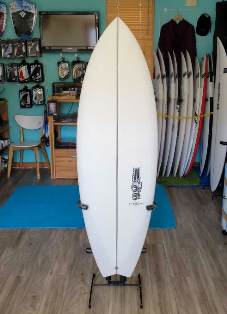 ＜新品・送料込み＞ 5.5 JS SUB XERO J0871