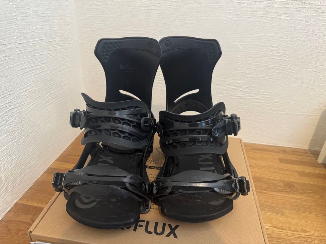 FLUX DS LTD ブラック　Mサイズ　スノーボード ビンディング
