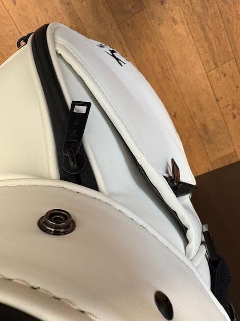 RLX Premium series キャディバッグ ホワイト 新品