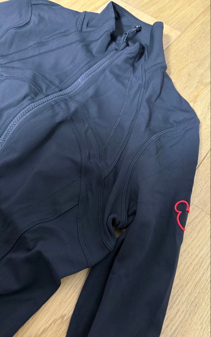 ルルレモン　ディズニー　Disney lululemon ジャケット　ヨガ　8