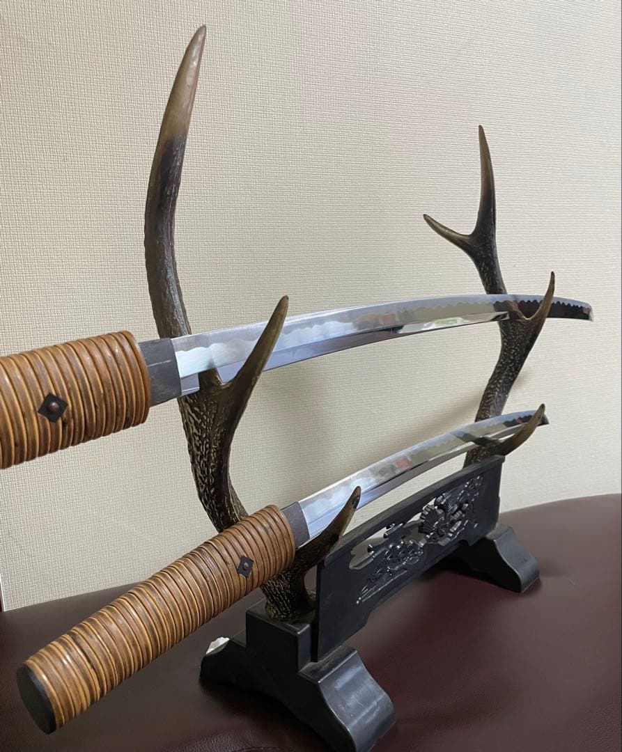 模造刀　居合刀　刀台　武具　t684