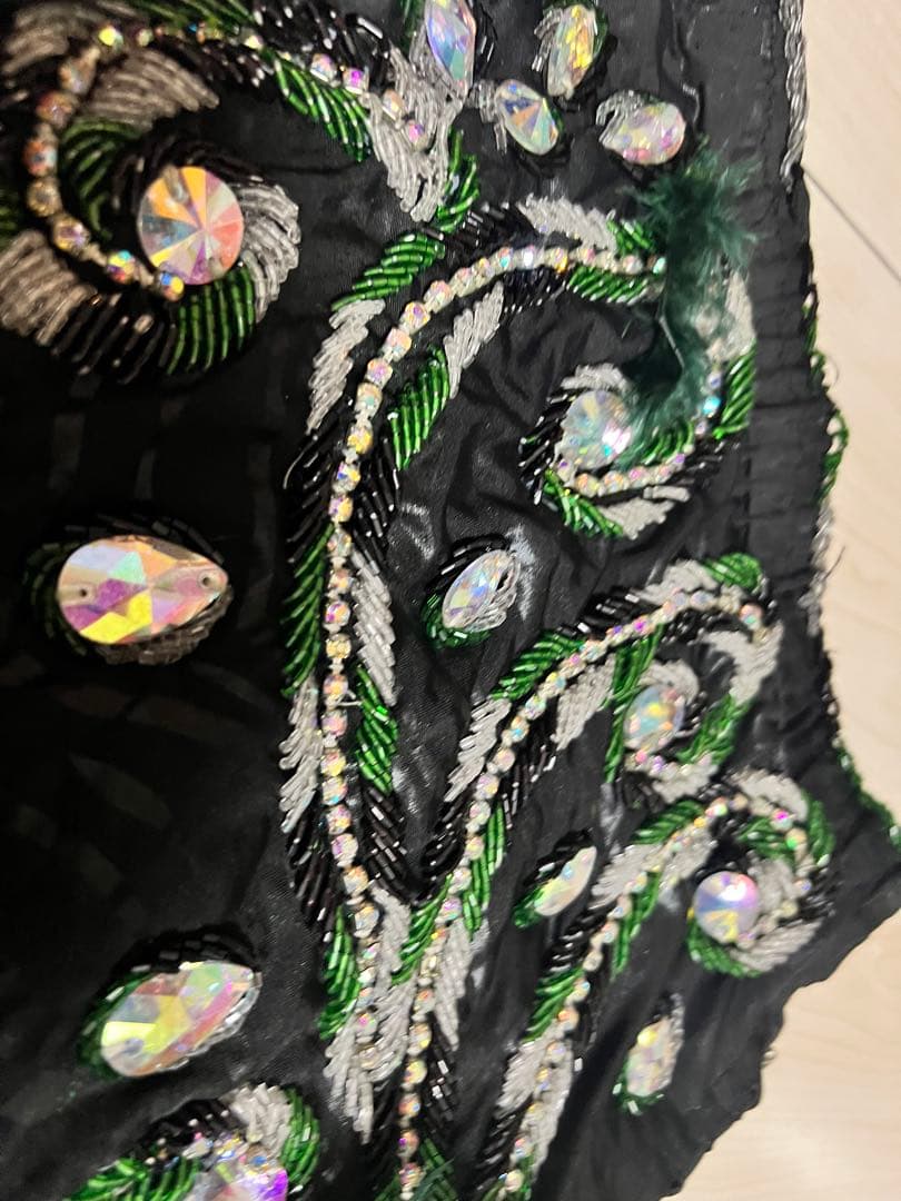 ベリーダンス衣装 エジプト製　羽付　深緑