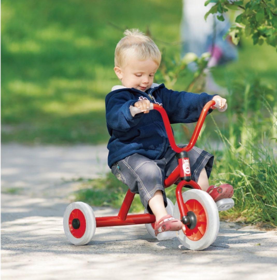 ボーネルンド　ペリカンデザイン　三輪車