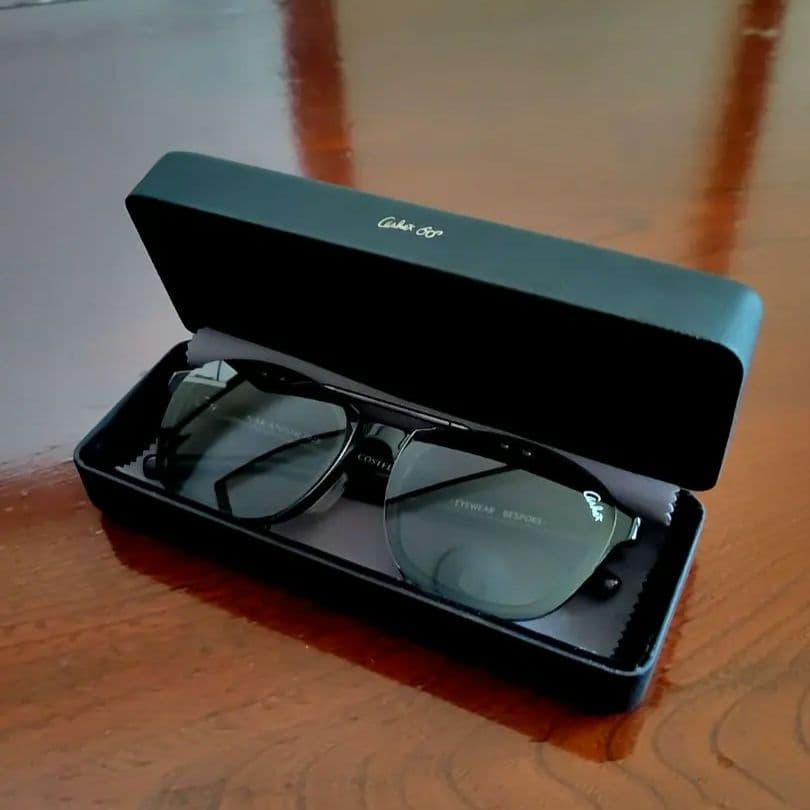 カスケット　コステロ　パカパカ