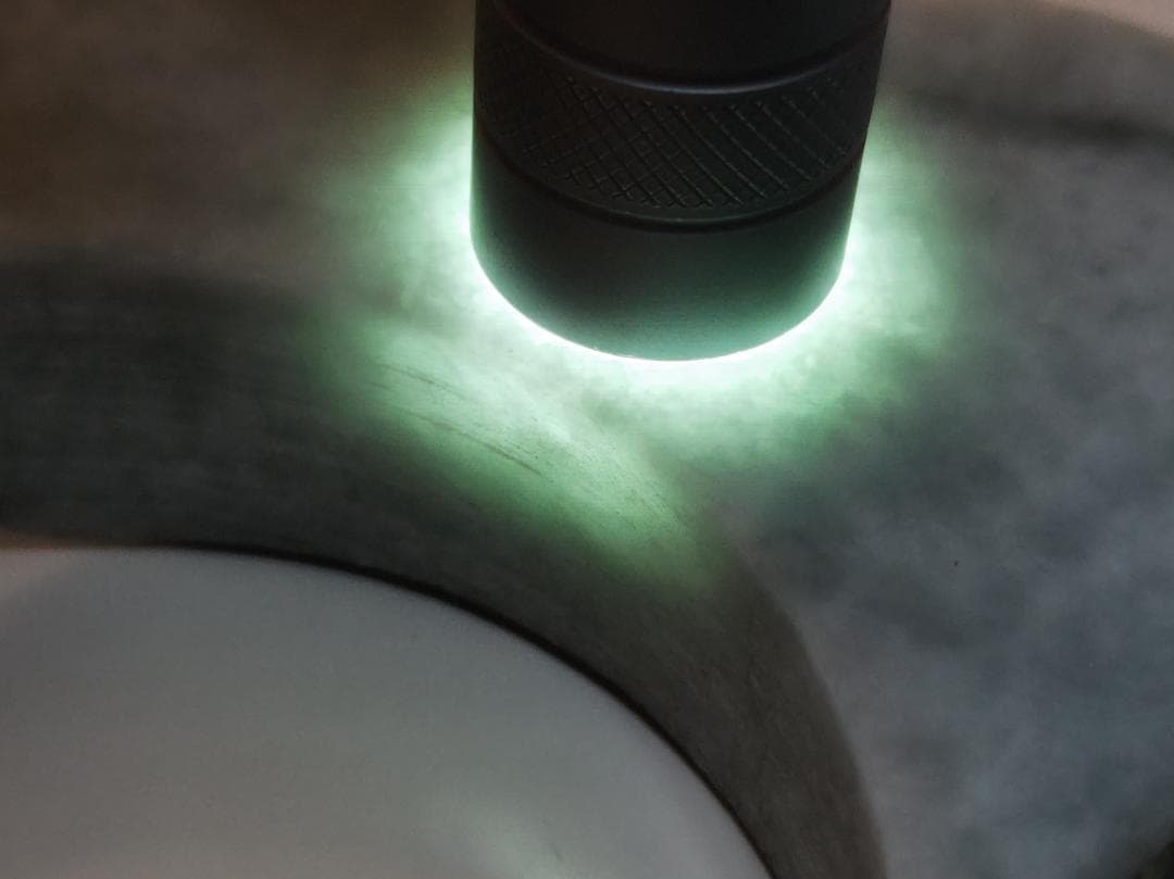 淡青 327g 翡翠 ヒスイ 原石 鑑賞石 自然石 誕生石 鉱物 鉱石 水石