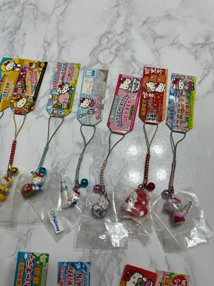 ご当地キティちゃん　まとめ売り19個