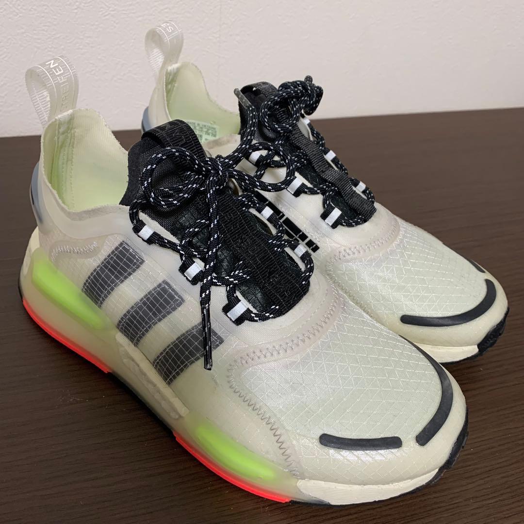 adidas NMD_V3 （ホワイト）スニーカー 23cm