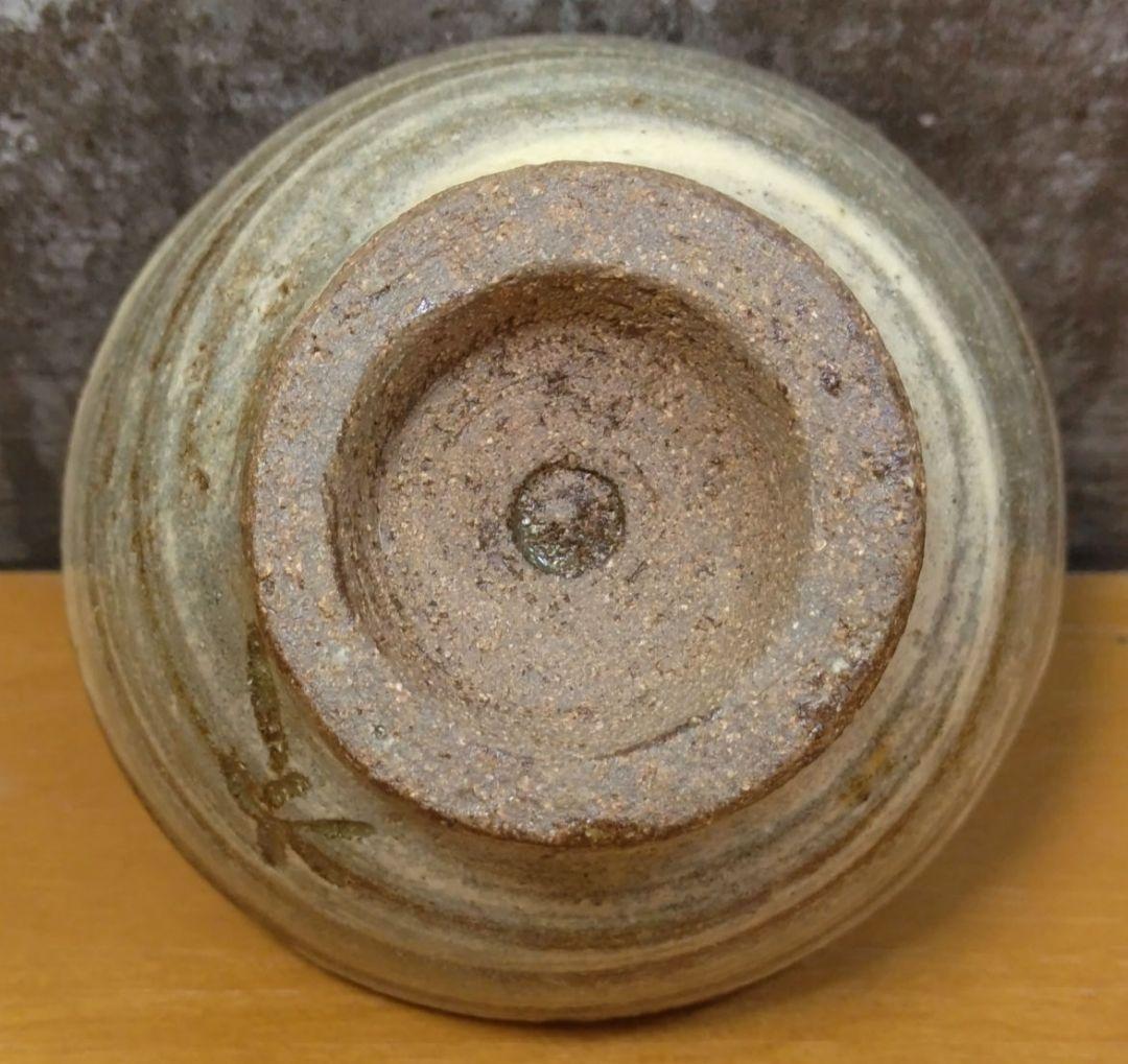 人間国宝 金城次郎 ぐい呑 栞 共箱 美品 壷屋焼 やちむん 紐付箱 壺屋焼