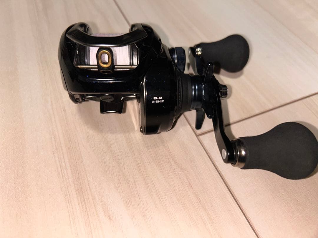 シマノ ベイトリール 17グラップラー301HG 左ハンドル リールカバー付