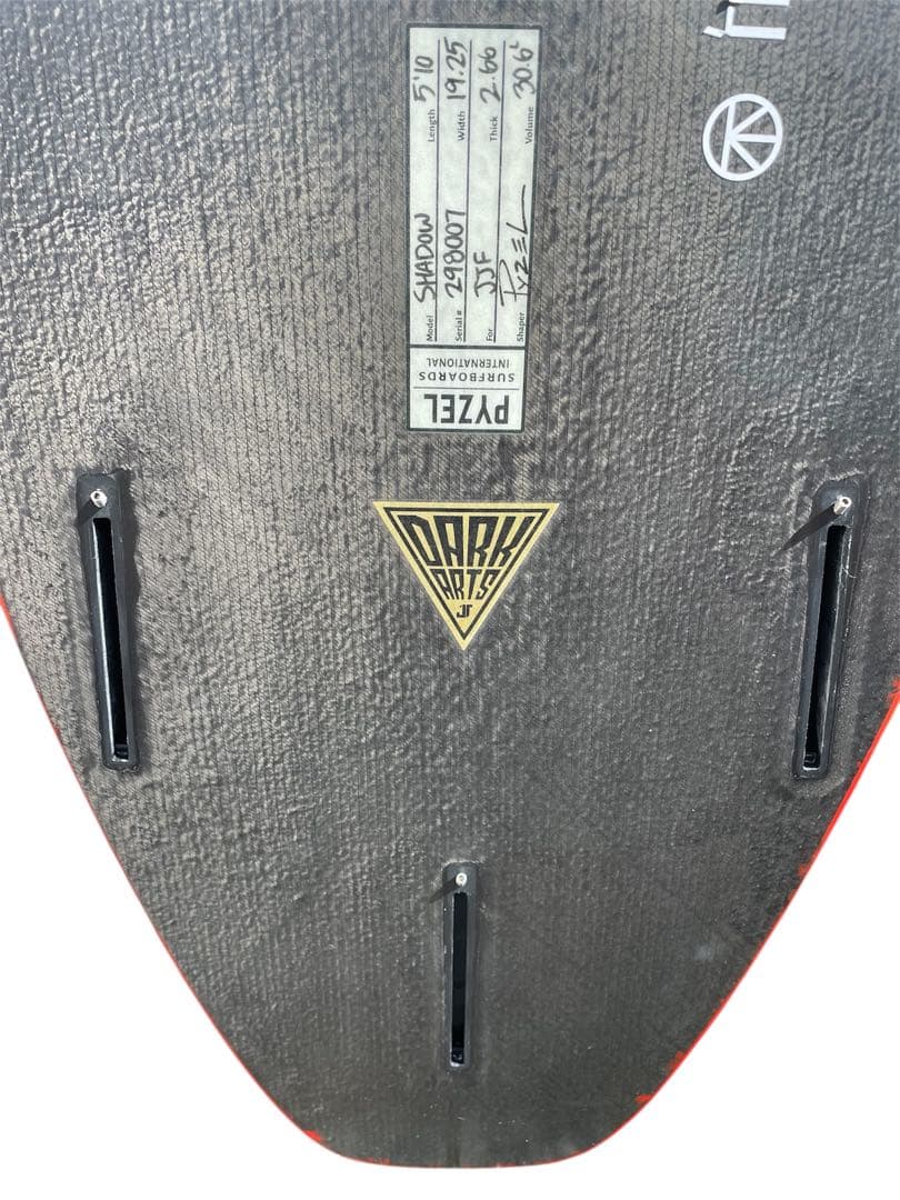 PYZEL ダークアーツ　ジョンジョン・フローレンス 使用ボード