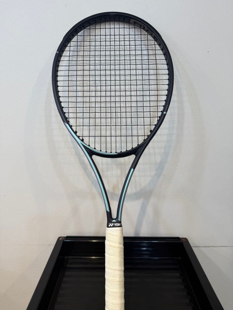 テニスラケット GRAVITY MP G3