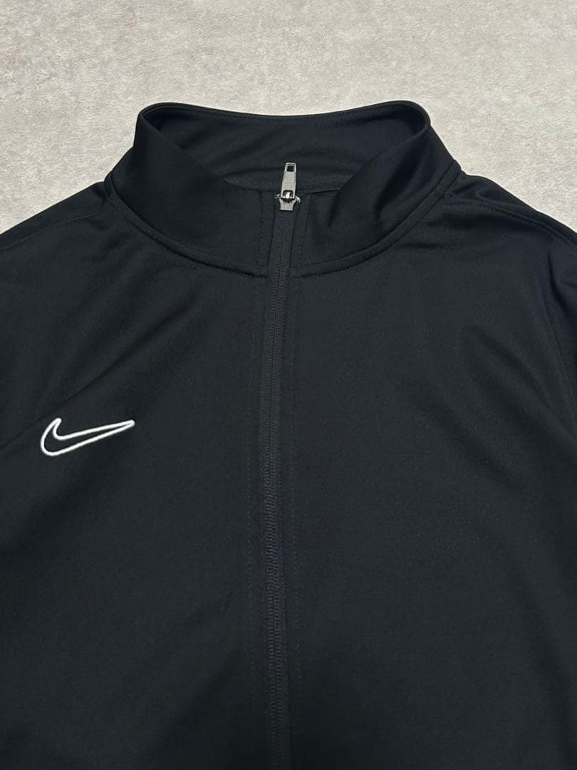 未使用 ナイキ　セットアップ　トラックスーツ　ジャージ　上下　ブラック XL