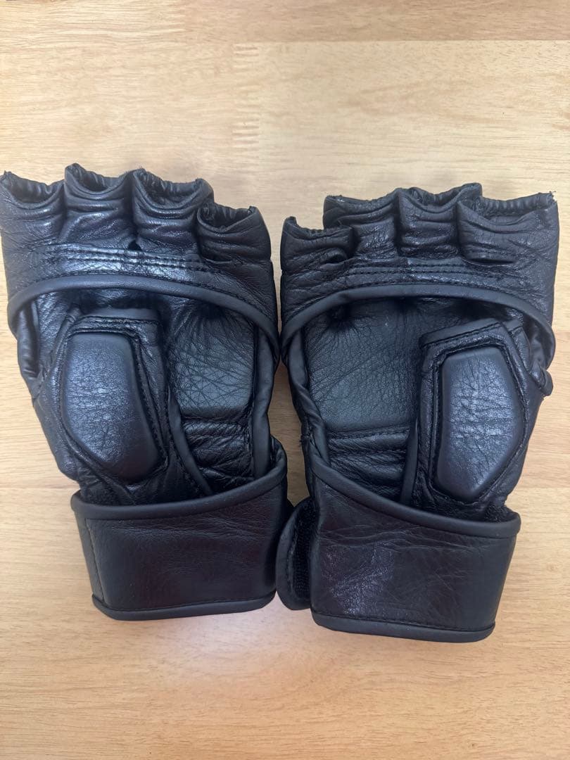 修斗 イサミ MMAグローブ