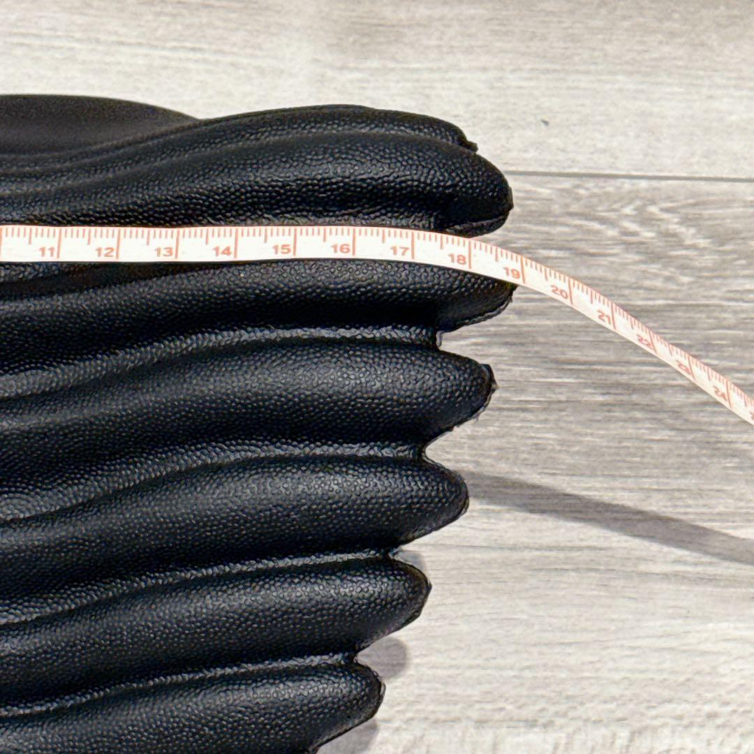 〆ブラック 首枕 ネックピロー 自宅で寝るだけ10分 ストレッチ 首こり 肩