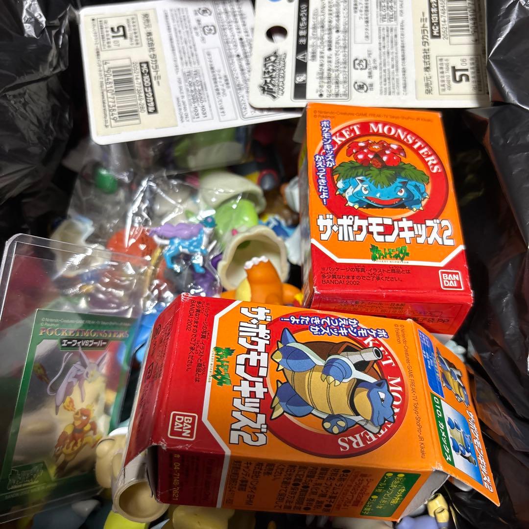 ポケモンキッズ クリア モンコレ ポケモン フィギュア カントー　ピカチュウ