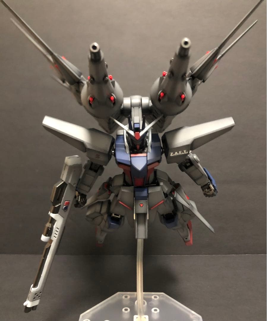 ガンプラ　HGCE レジェンドガンダム　全塗装完成品　ガンダムSEED バンダイ