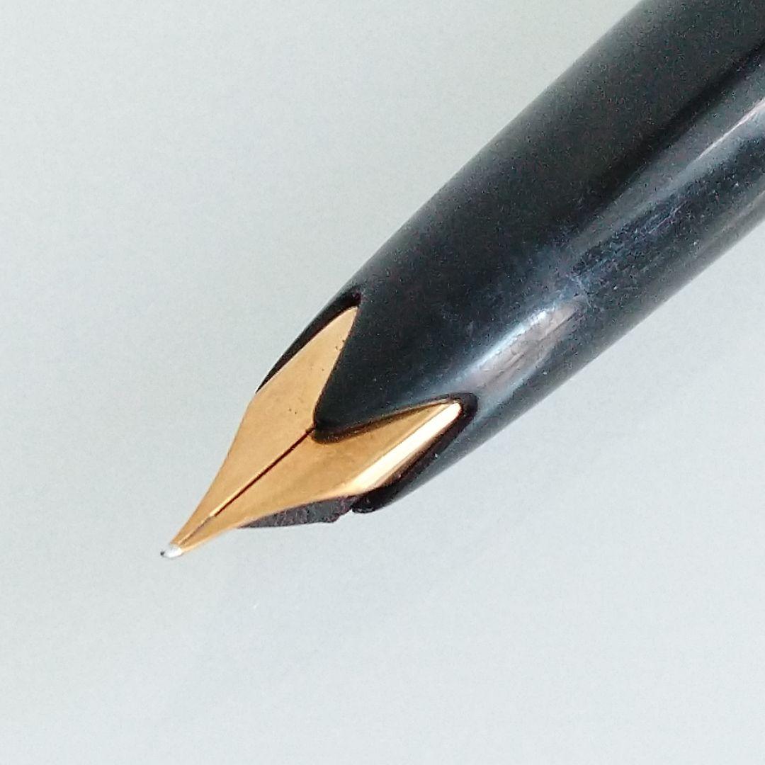 モンブラン　万年筆　#121　18ｃ 　+インク追加可