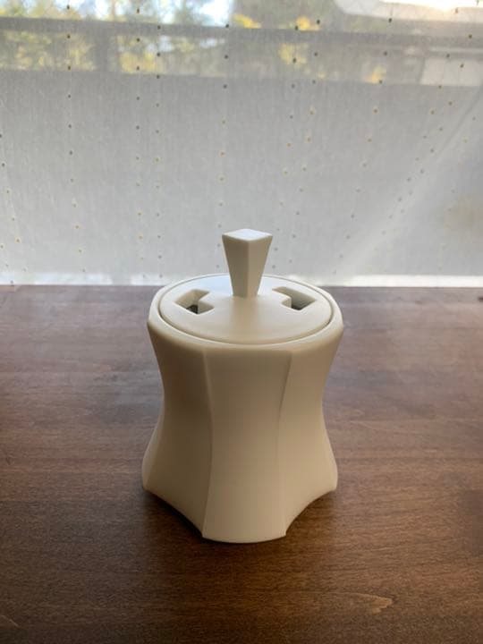 庄村久喜　白妙磁鎬香炉