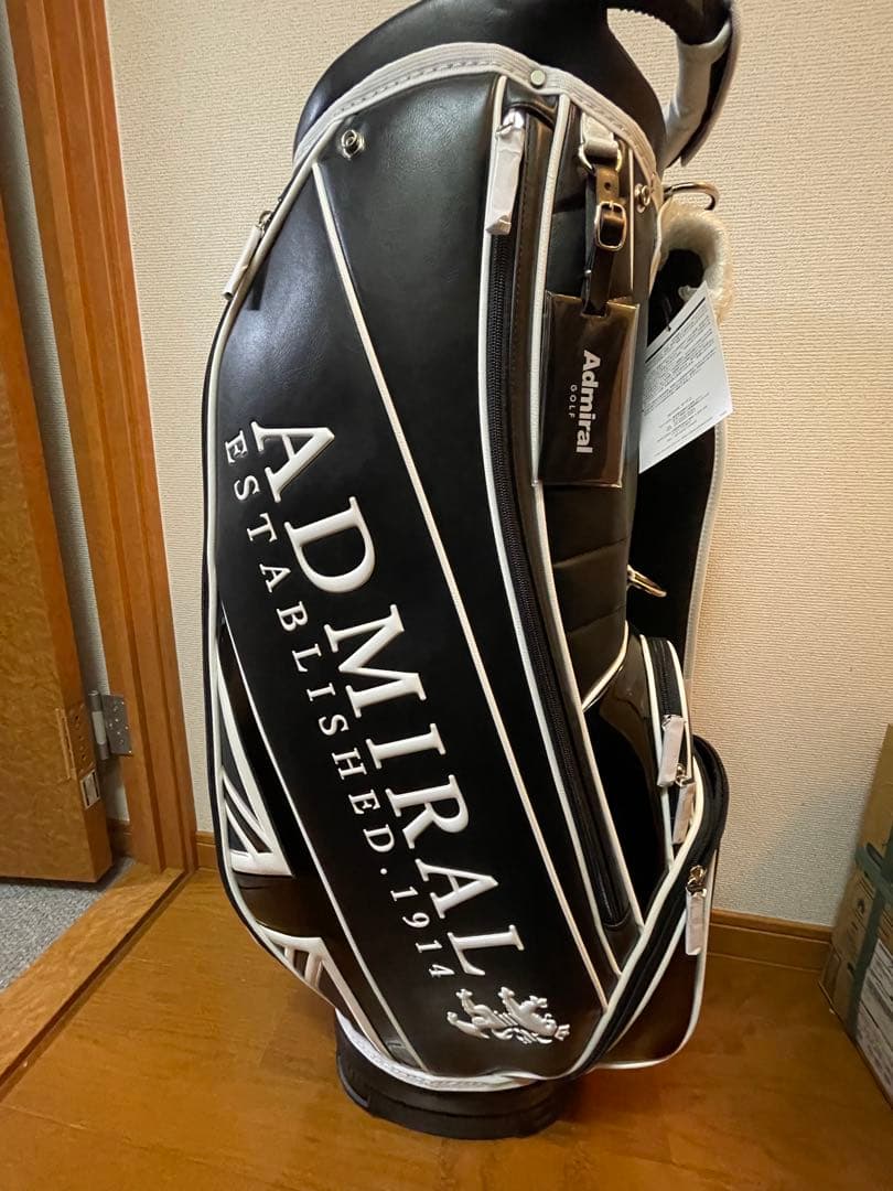 【即決可】ADMRIALキャディバッグ ブラック/ホワイト【定価44,000円】