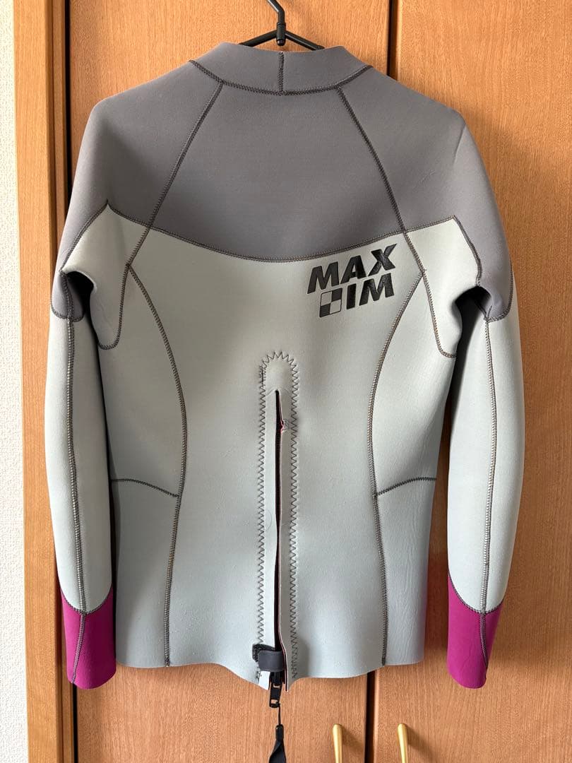 YUK33 MAXIM（マキシム）ウエットスーツ　長袖タッパー