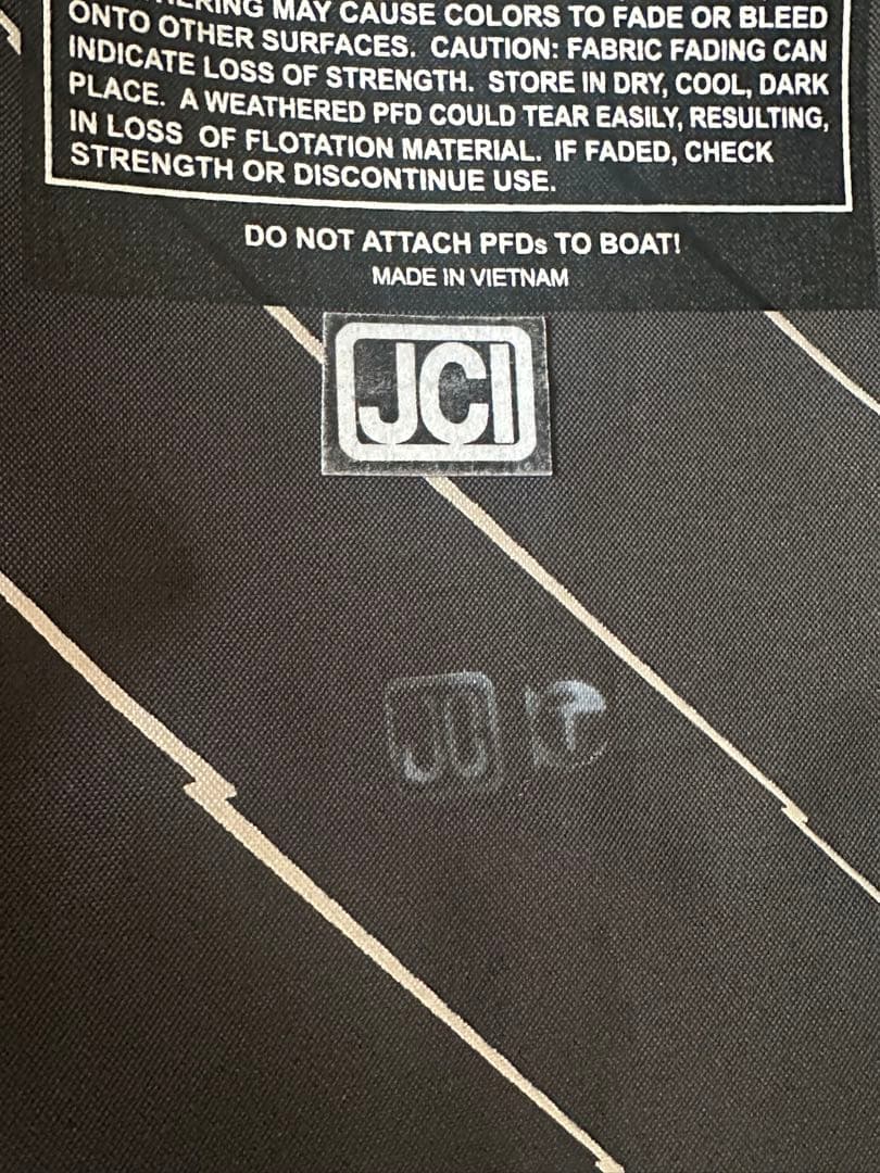 UNLIMITED　アンリミテッド　JCl認証取得済　ライフジャケット　Lサイズ