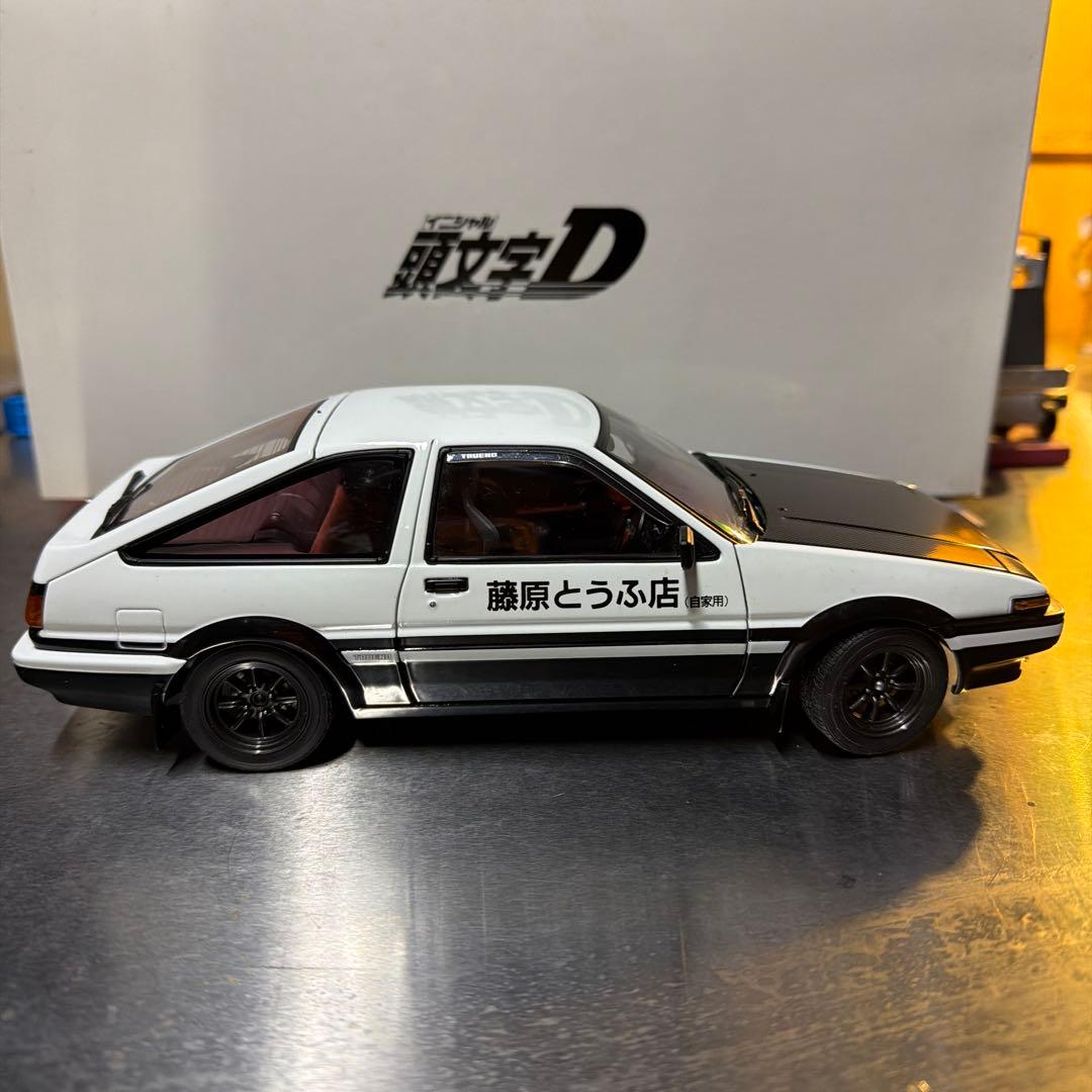 オートアート AE86 1/18　頭文字D